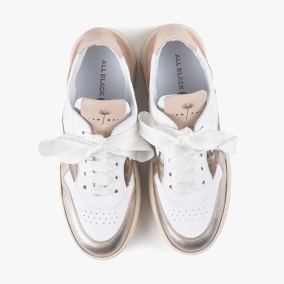 NIB ALL BLACK Puff Sneaker Rose Gold 41 (9.5 / 10) - Picture 4 of 7